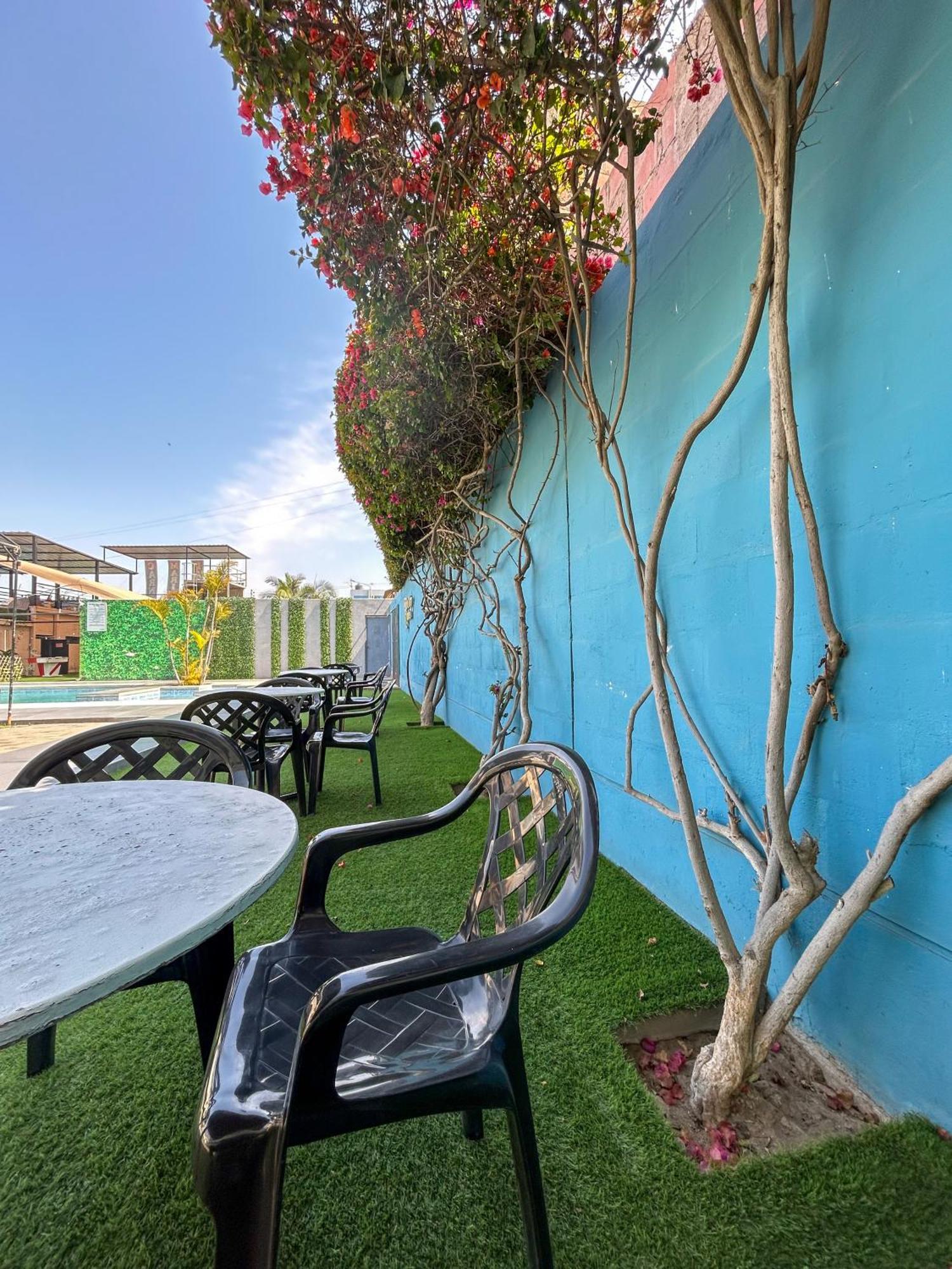 Holiday Suites Tacna Exterior photo