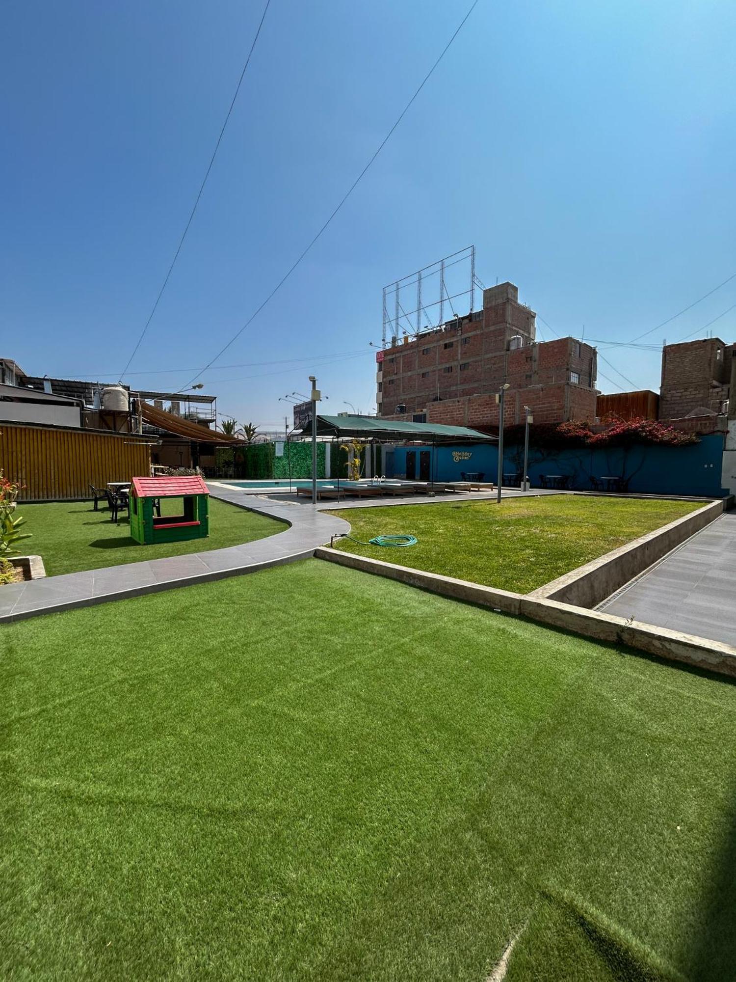 Holiday Suites Tacna Exterior photo