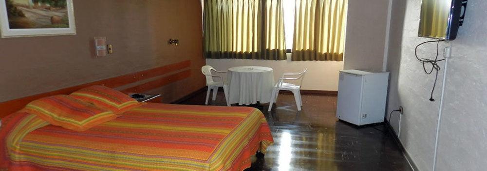 Holiday Suites Tacna Exterior photo